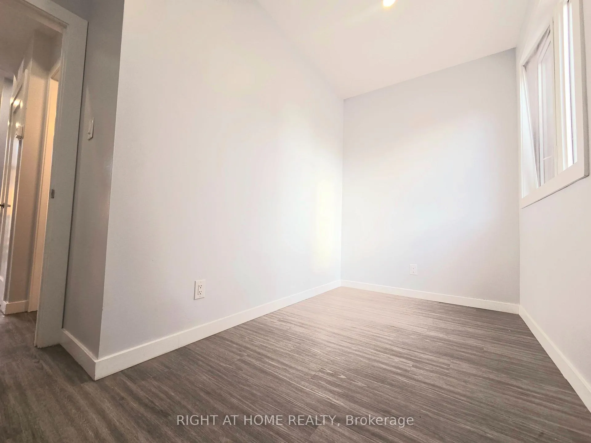Photo 12 of Unit Laneway Suite, 94 Barrington Avenue, Toronto, Crescent Town — HOMEH