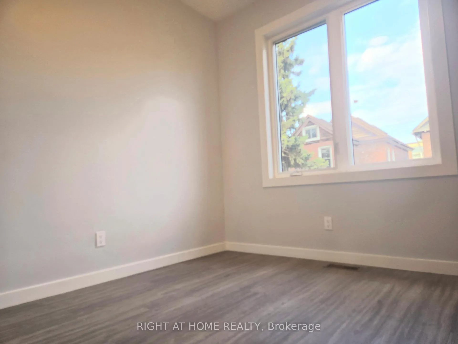 Photo 29 of Unit Laneway Suite, 94 Barrington Avenue, Toronto, Crescent Town — HOMEH
