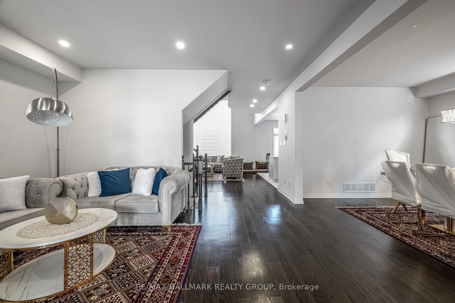 Photo 10 of 740 Fiddlehead Street, Ottawa, Leitrim — HOMEH