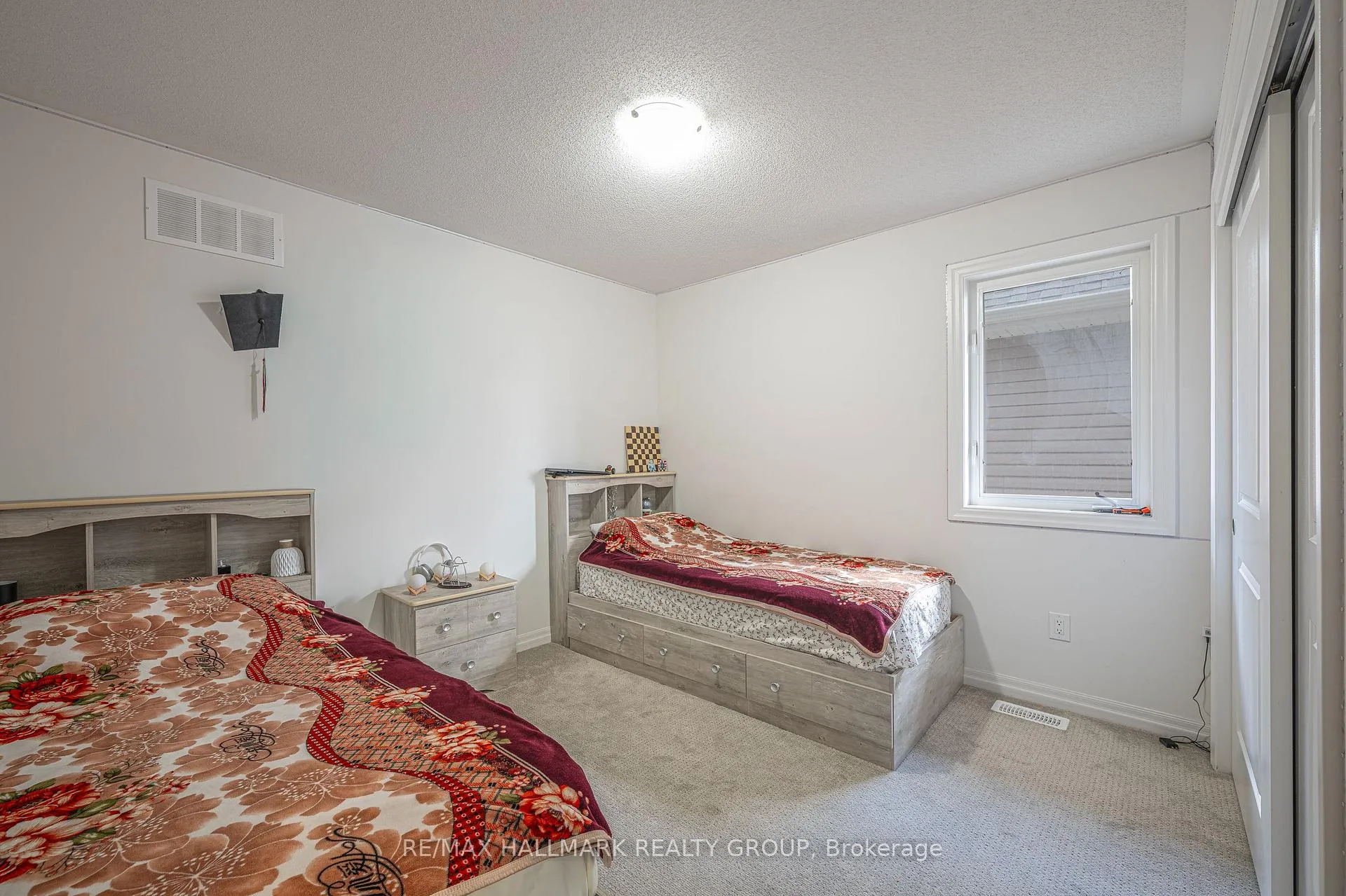 Photo 32 of 740 Fiddlehead Street, Ottawa, Leitrim — HOMEH
