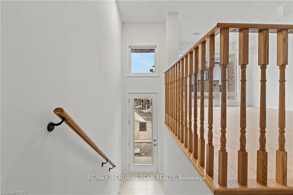 Photo 4 of Unit 35, 56 Sidney, St. Catharines, Glendale/Glenridge — HOMEH