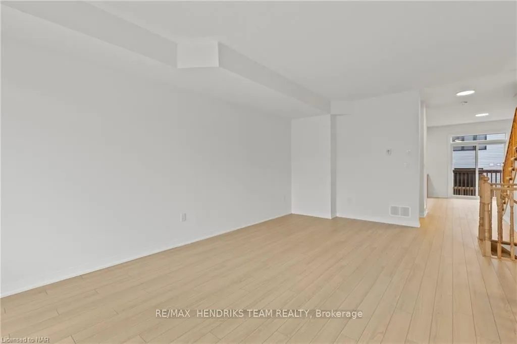 Photo 5 of Unit 35, 56 Sidney, St. Catharines, Glendale/Glenridge — HOMEH