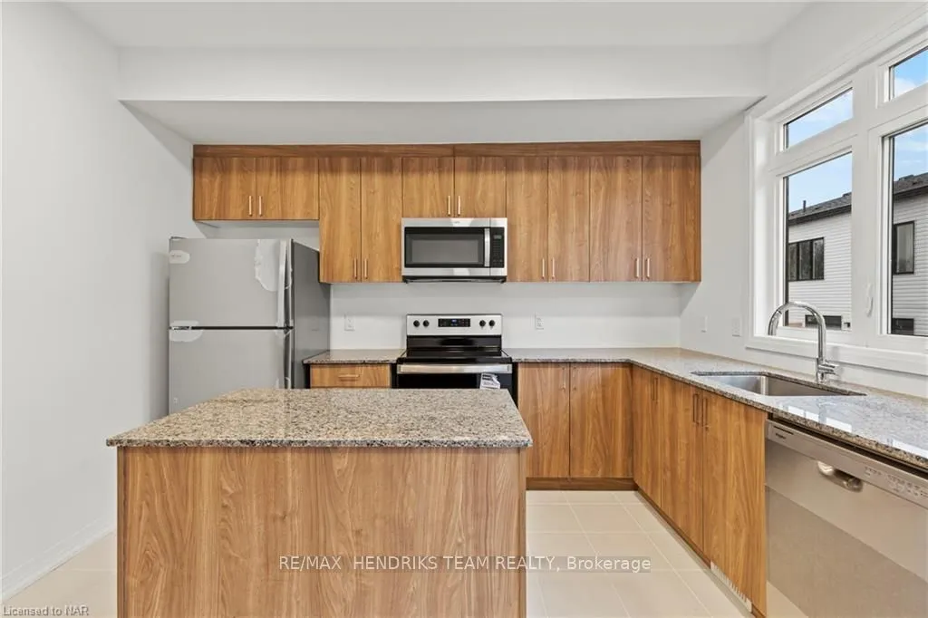 Photo 13 of Unit 35, 56 Sidney, St. Catharines, Glendale/Glenridge — HOMEH