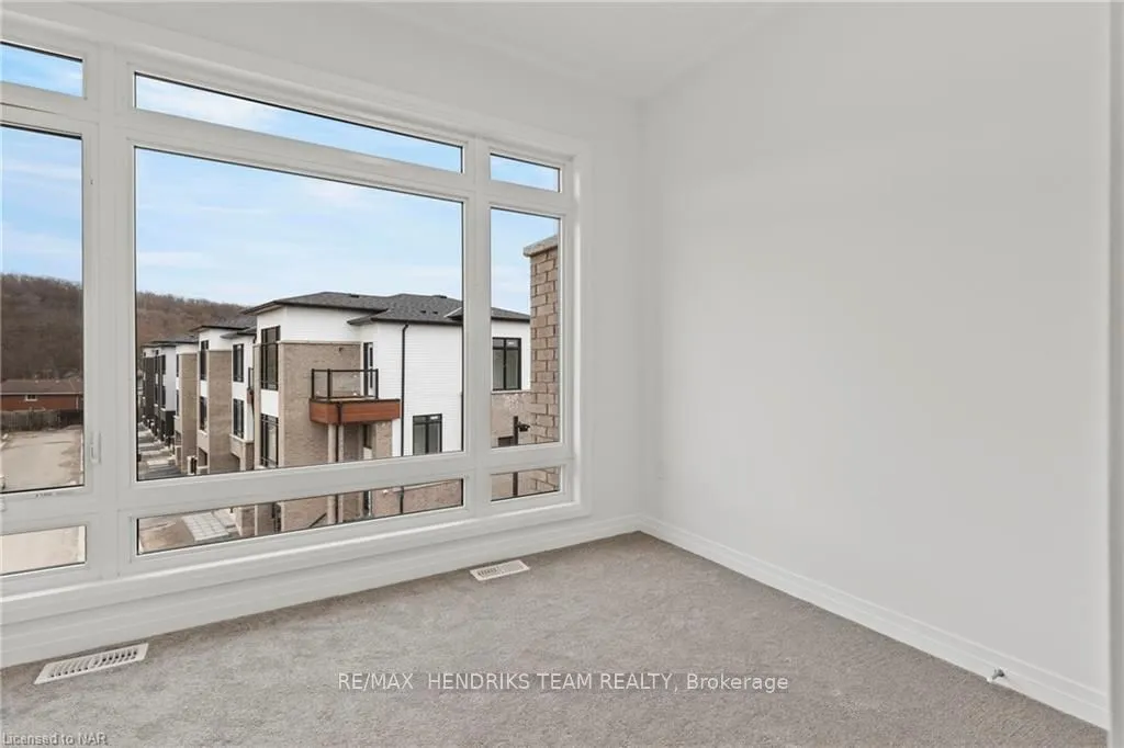 Photo 23 of Unit 35, 56 Sidney, St. Catharines, Glendale/Glenridge — HOMEH
