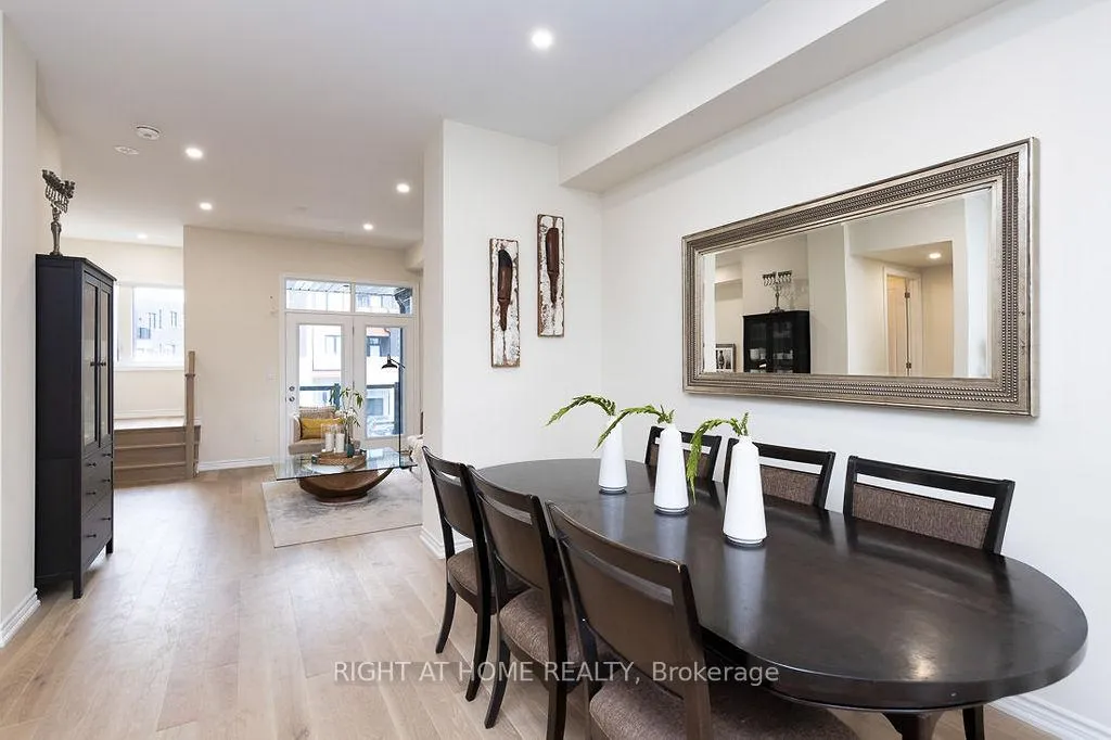 Photo 8 of 190 Golden Trail, Vaughan, Patterson — HOMEH