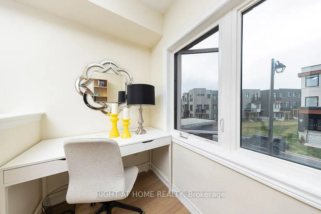 Photo 11 of 190 Golden Trail, Vaughan, Patterson — HOMEH