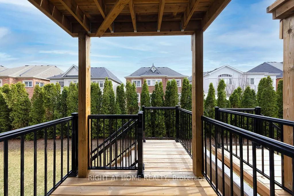 Photo 23 of 190 Golden Trail, Vaughan, Patterson — HOMEH