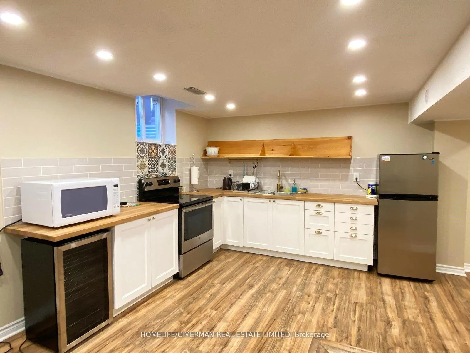 Photo 2 of Unit Lower, 44 Aileen Road, Markham, Aileen-Willowbrook — HOMEH