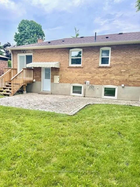 Front of Unit Bsmt, 312 Cochrane Street