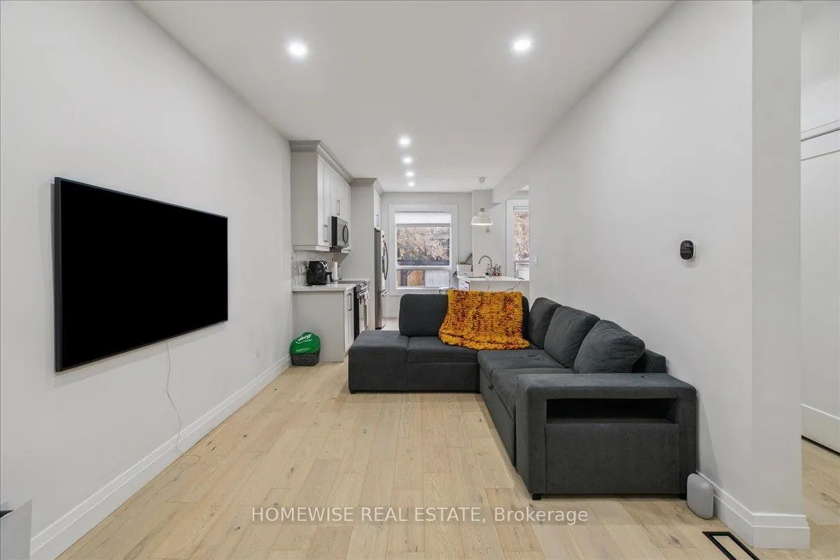 Photo 13 of 20 Greenaway Avenue, Hamilton, Gibson — HOMEH