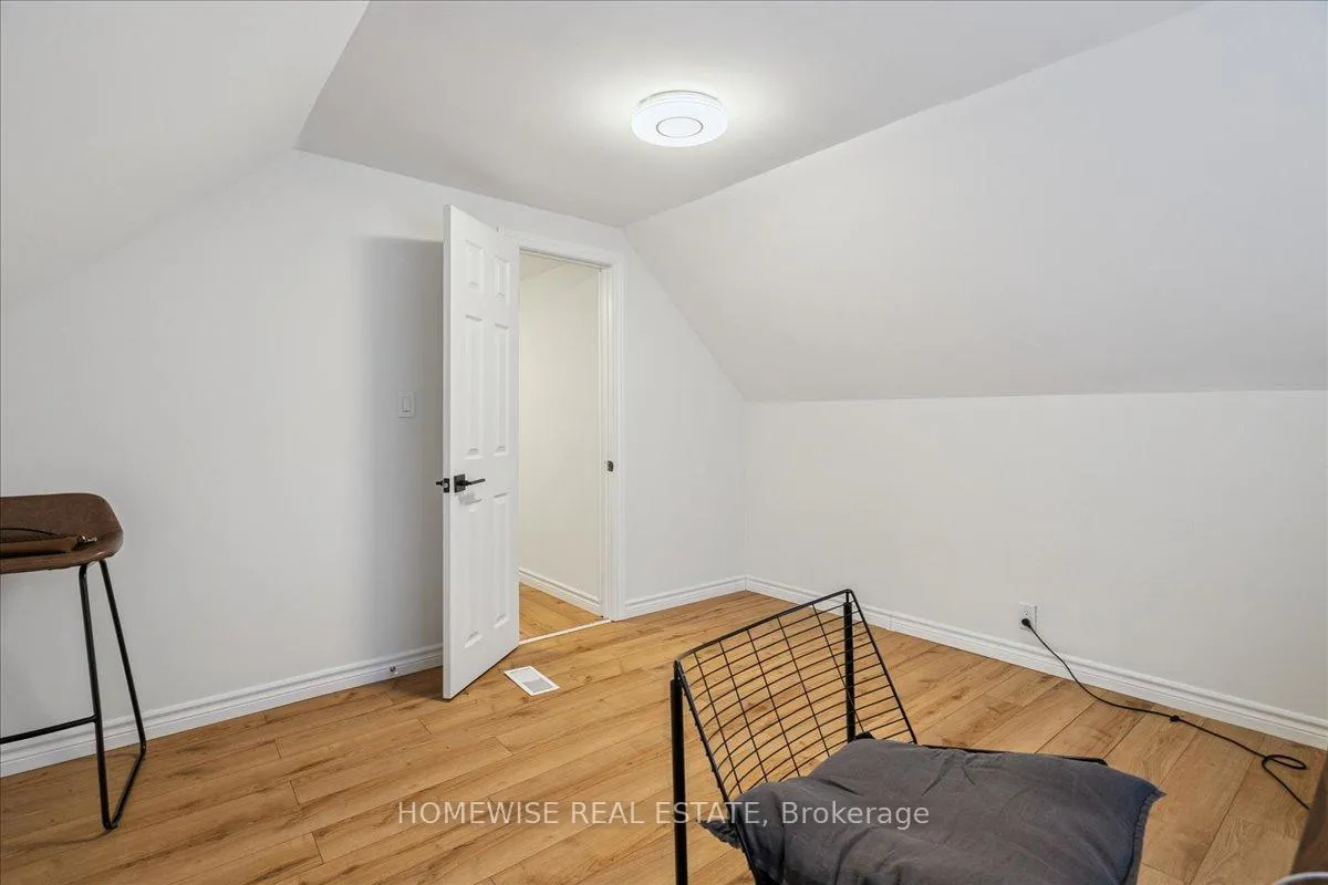 Photo 31 of 20 Greenaway Avenue, Hamilton, Gibson — HOMEH