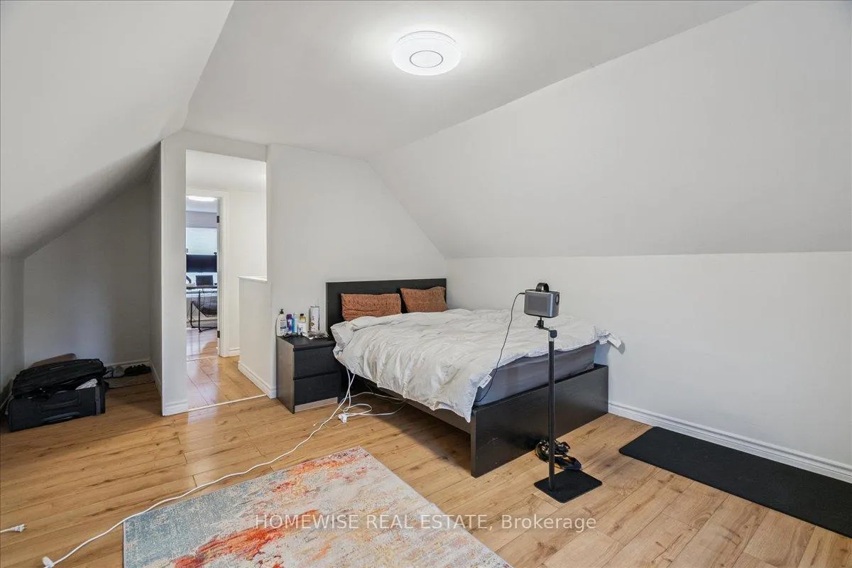 Photo 33 of 20 Greenaway Avenue, Hamilton, Gibson — HOMEH