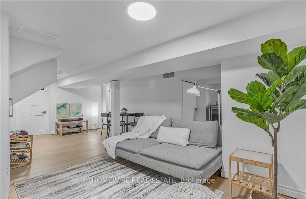 Photo 39 of 20 Greenaway Avenue, Hamilton, Gibson — HOMEH