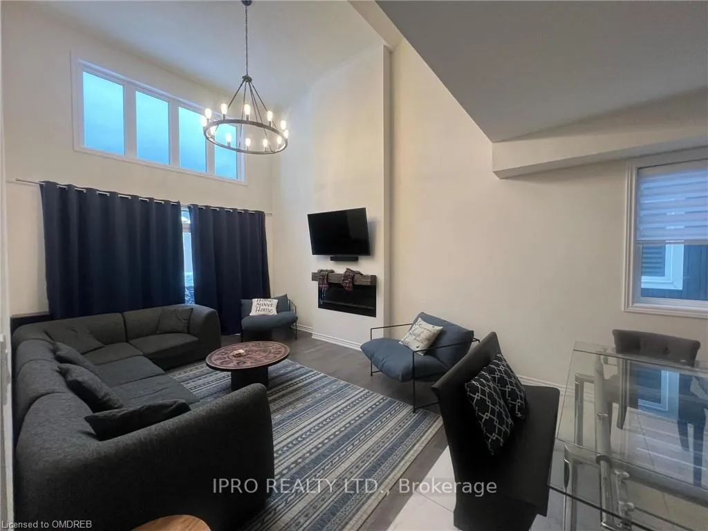 Photo 8 of 10 Simona Avenue, Wasaga Beach — HOMEH