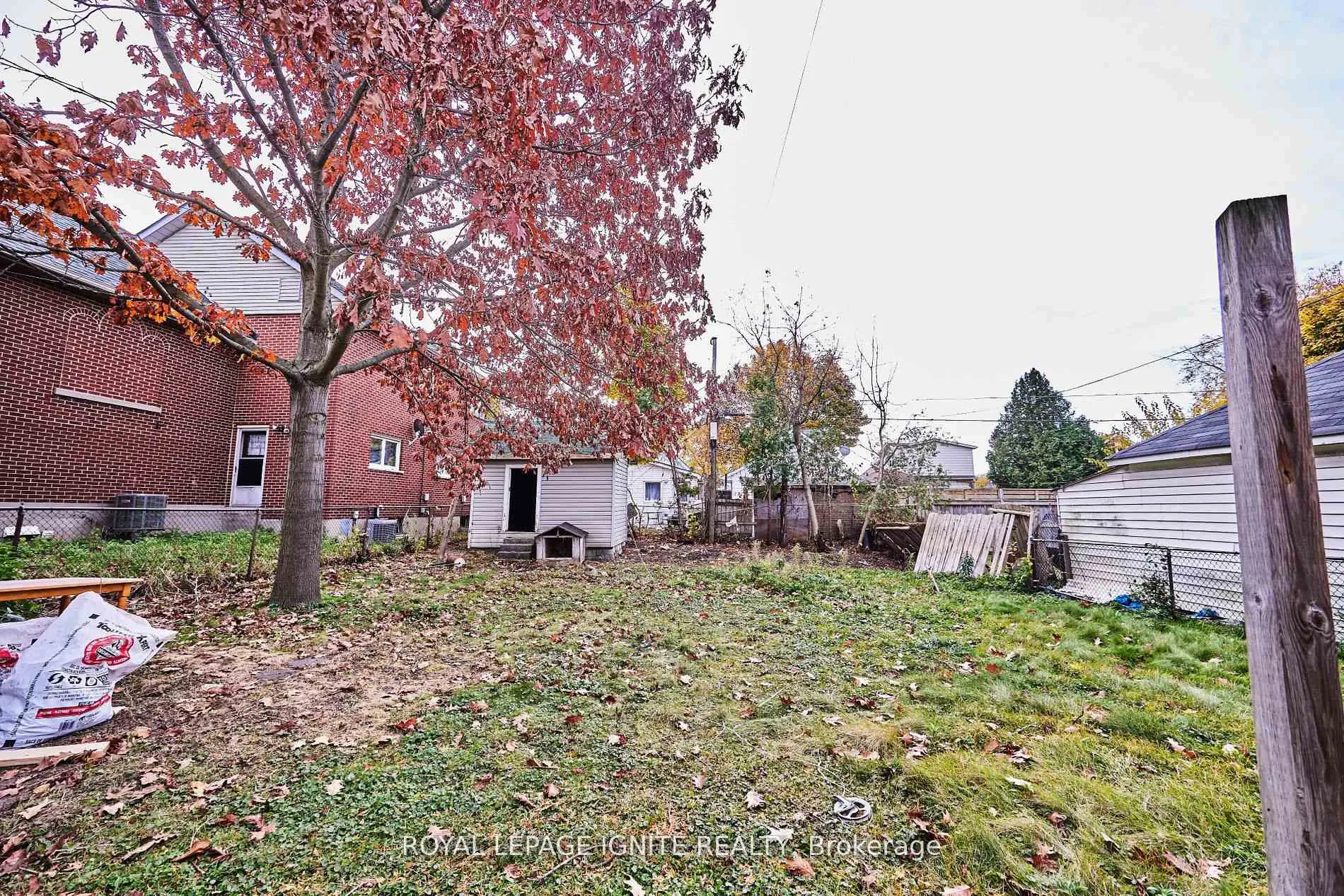 Photo 17 of 255 Graburn Avenue N, Oshawa, Central — HOMEH