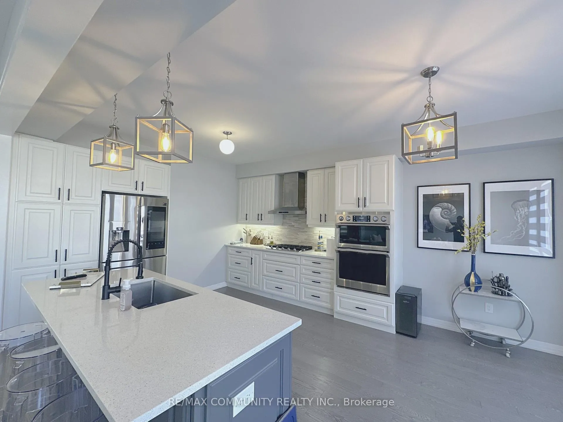 Photo 16 of 161 East Shore Drive E, Clarington, Bowmanville — HOMEH