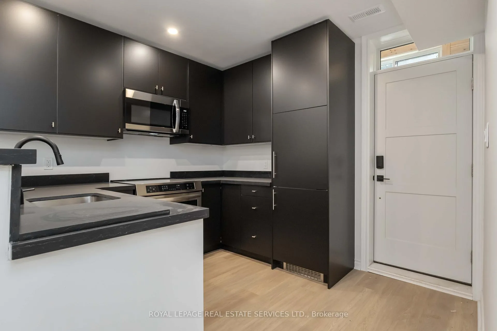 Photo 4 of Unit Basement, 509 Main Street, Toronto, East End-Danforth — HOMEH