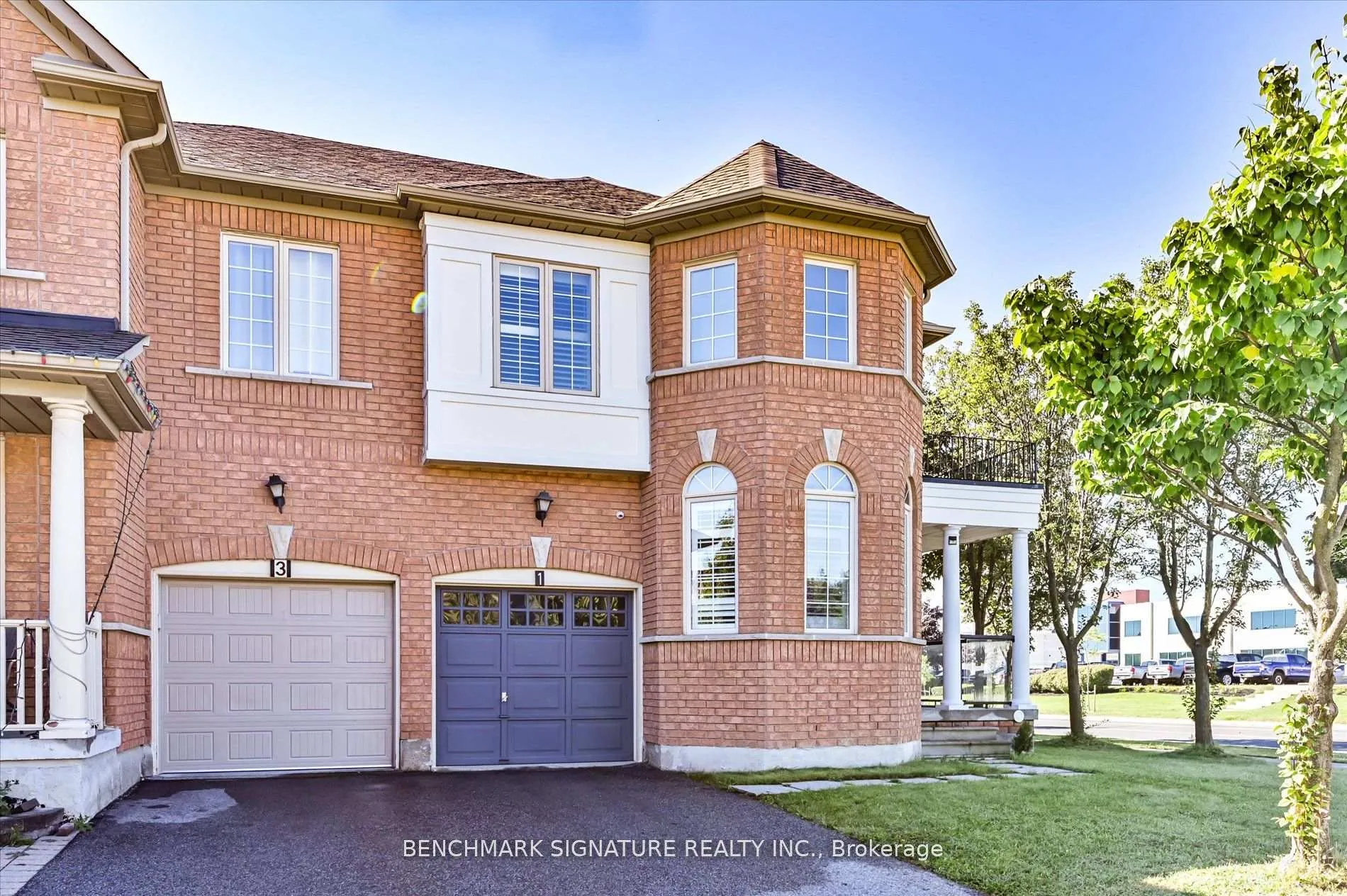 Front of 1 woodruff Road