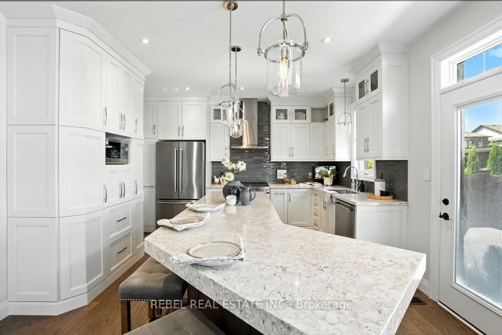 Photo 10 of 190 William Fair Drive, Clarington, Bowmanville — HOMEH