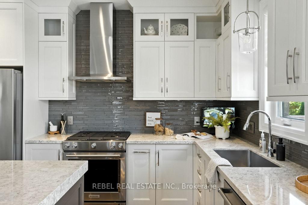 Photo 11 of 190 William Fair Drive, Clarington, Bowmanville — HOMEH