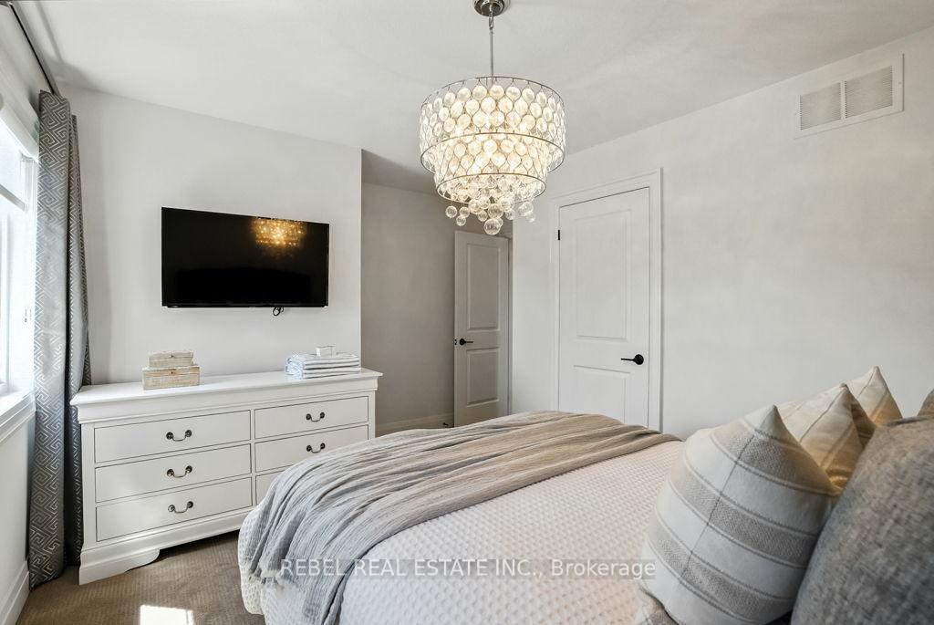 Photo 24 of 190 William Fair Drive, Clarington, Bowmanville — HOMEH