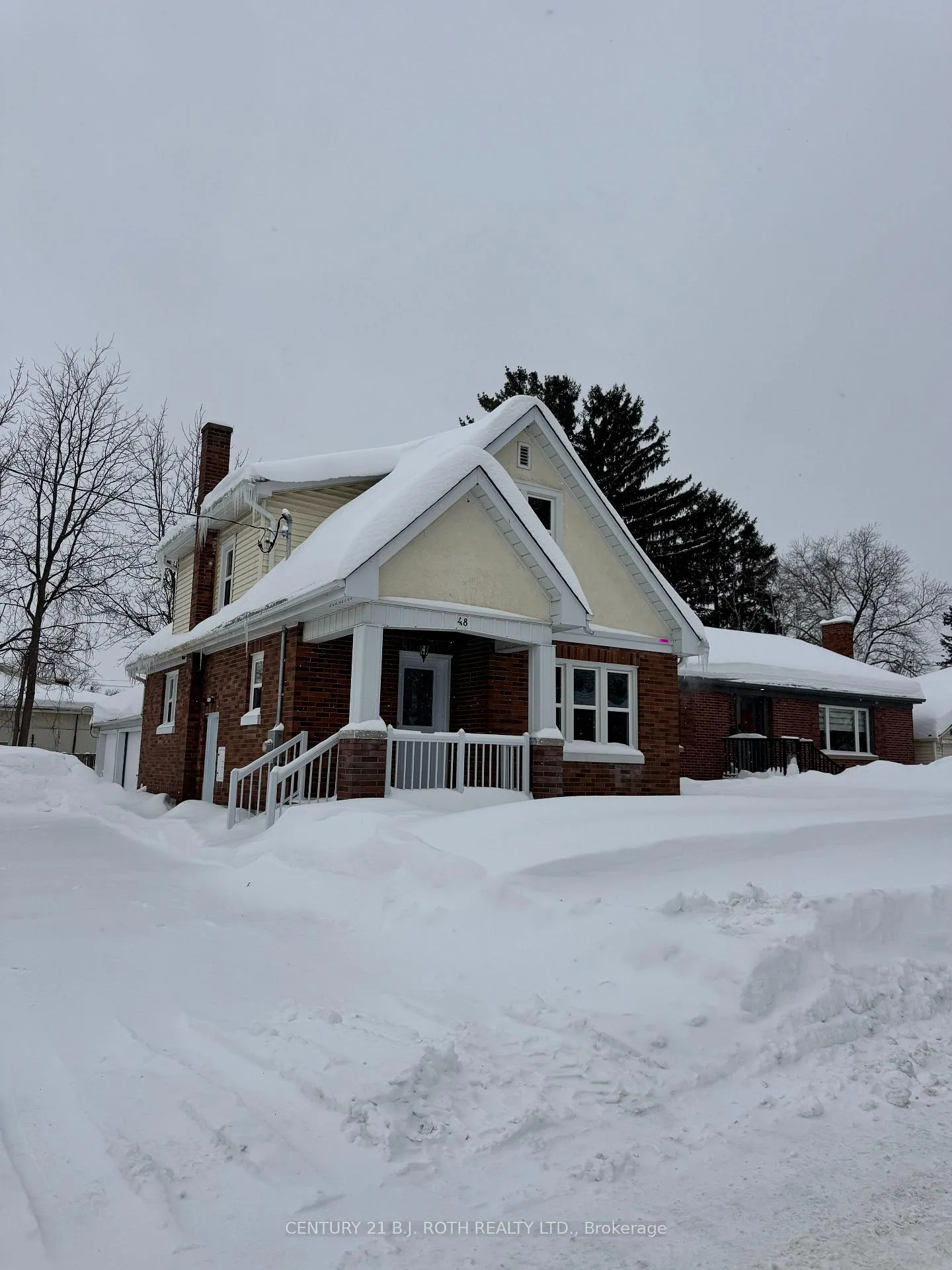 Photo 1 of 48 Drury Lane, Barrie, City Centre — HOMEH