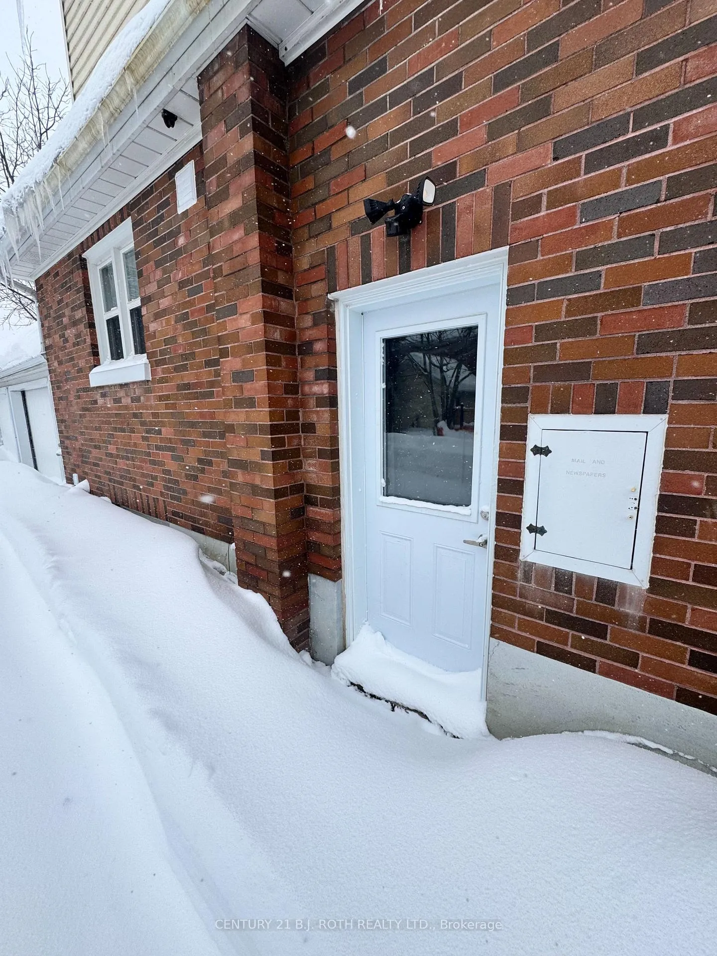 Photo 16 of 48 Drury Lane, Barrie, City Centre — HOMEH