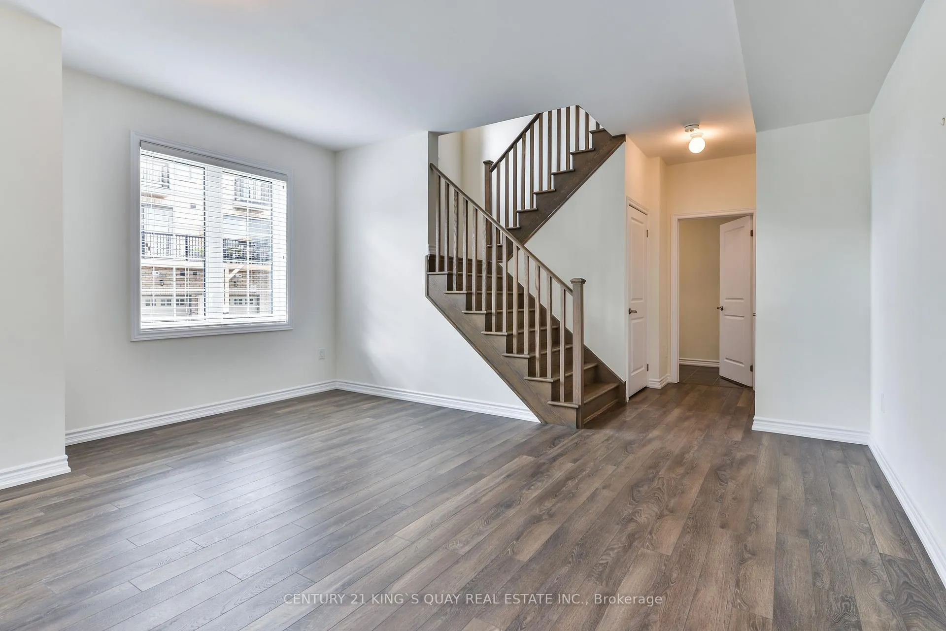 Photo 3 of 104 Frederick Wilson Avenue, Markham, Cornell — HOMEH