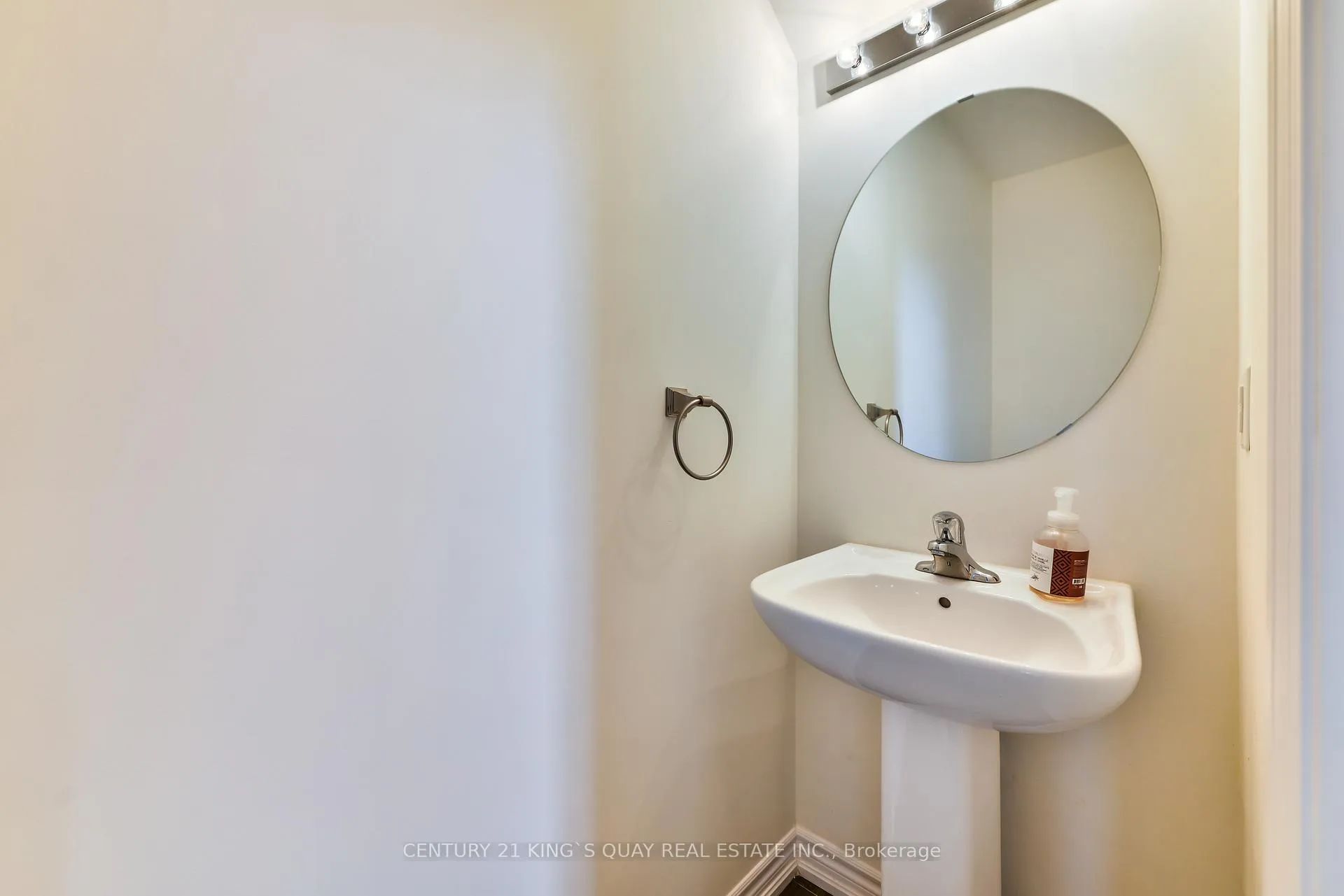 Photo 6 of 104 Frederick Wilson Avenue, Markham, Cornell — HOMEH