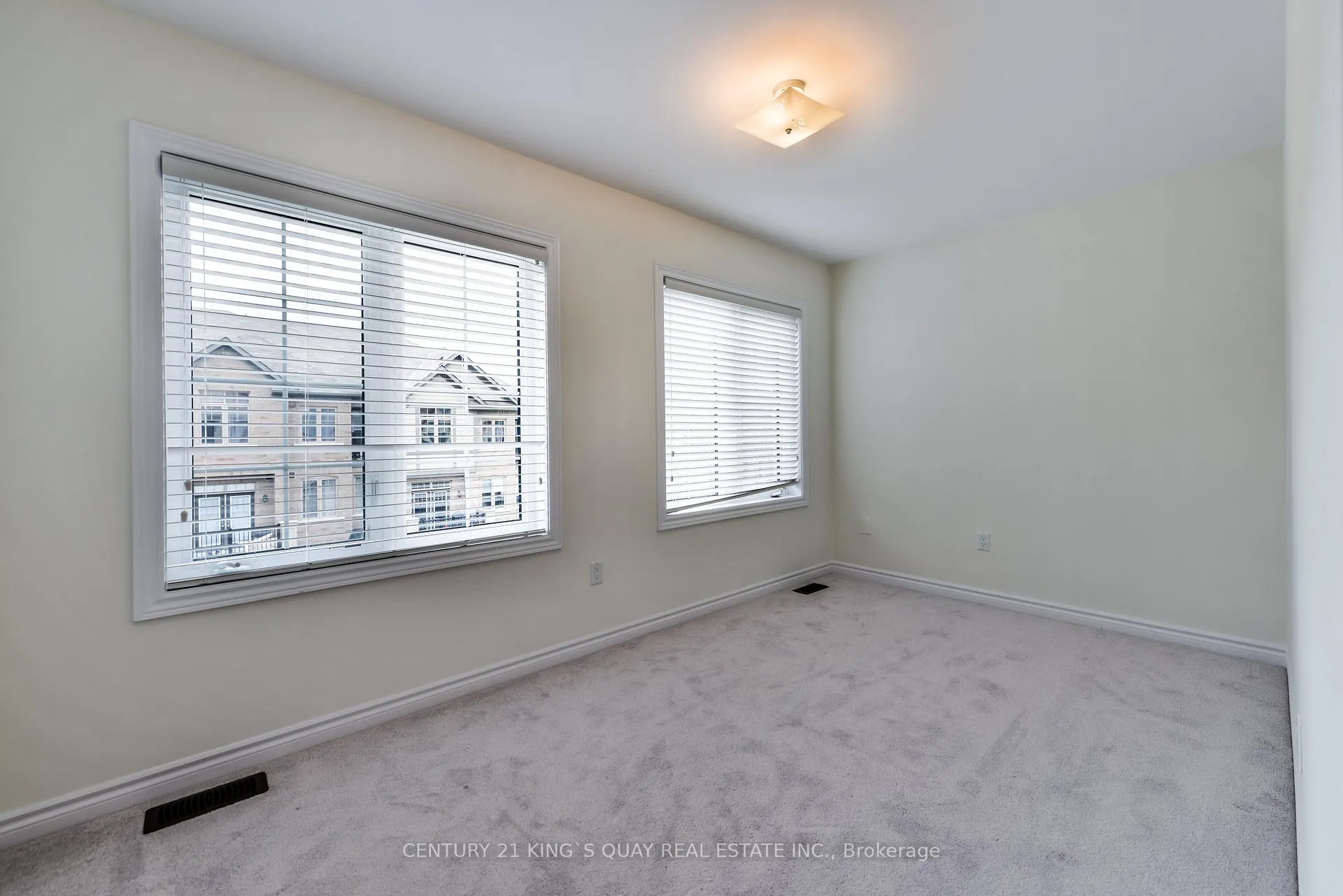 Photo 16 of 104 Frederick Wilson Avenue, Markham, Cornell — HOMEH