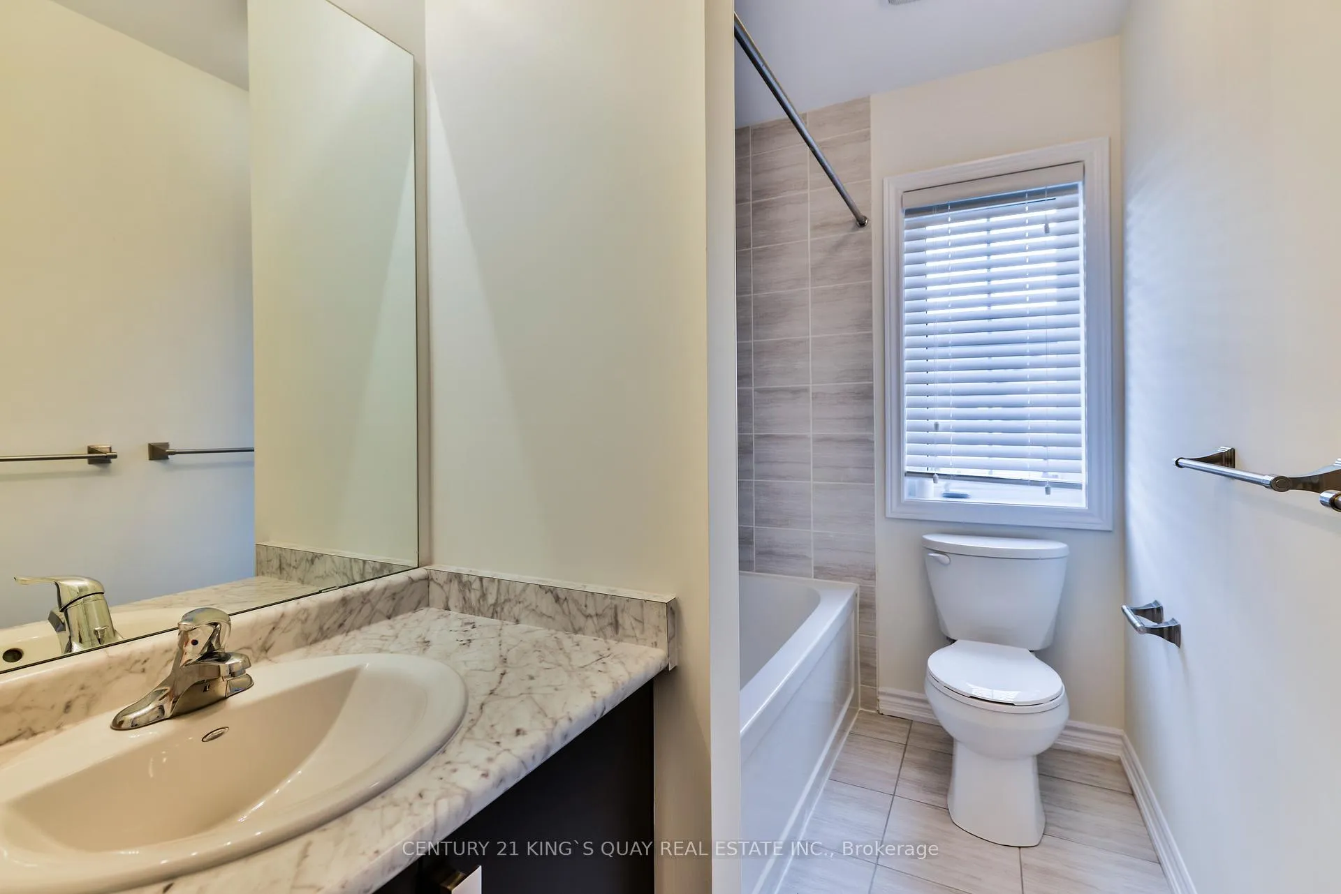 Photo 18 of 104 Frederick Wilson Avenue, Markham, Cornell — HOMEH