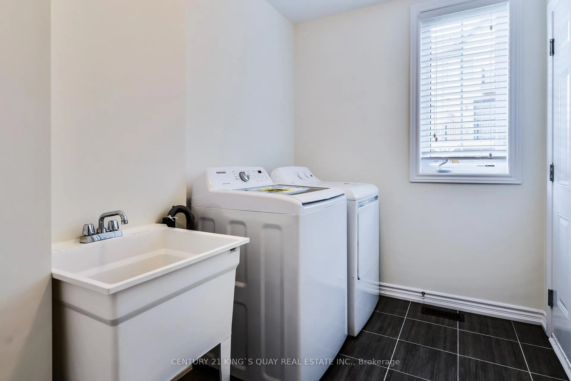 Photo 19 of 104 Frederick Wilson Avenue, Markham, Cornell — HOMEH
