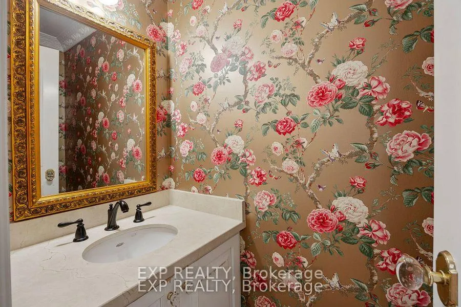 Photo 19 of 70 Hemingway Crescent, Markham, Unionville — HOMEH