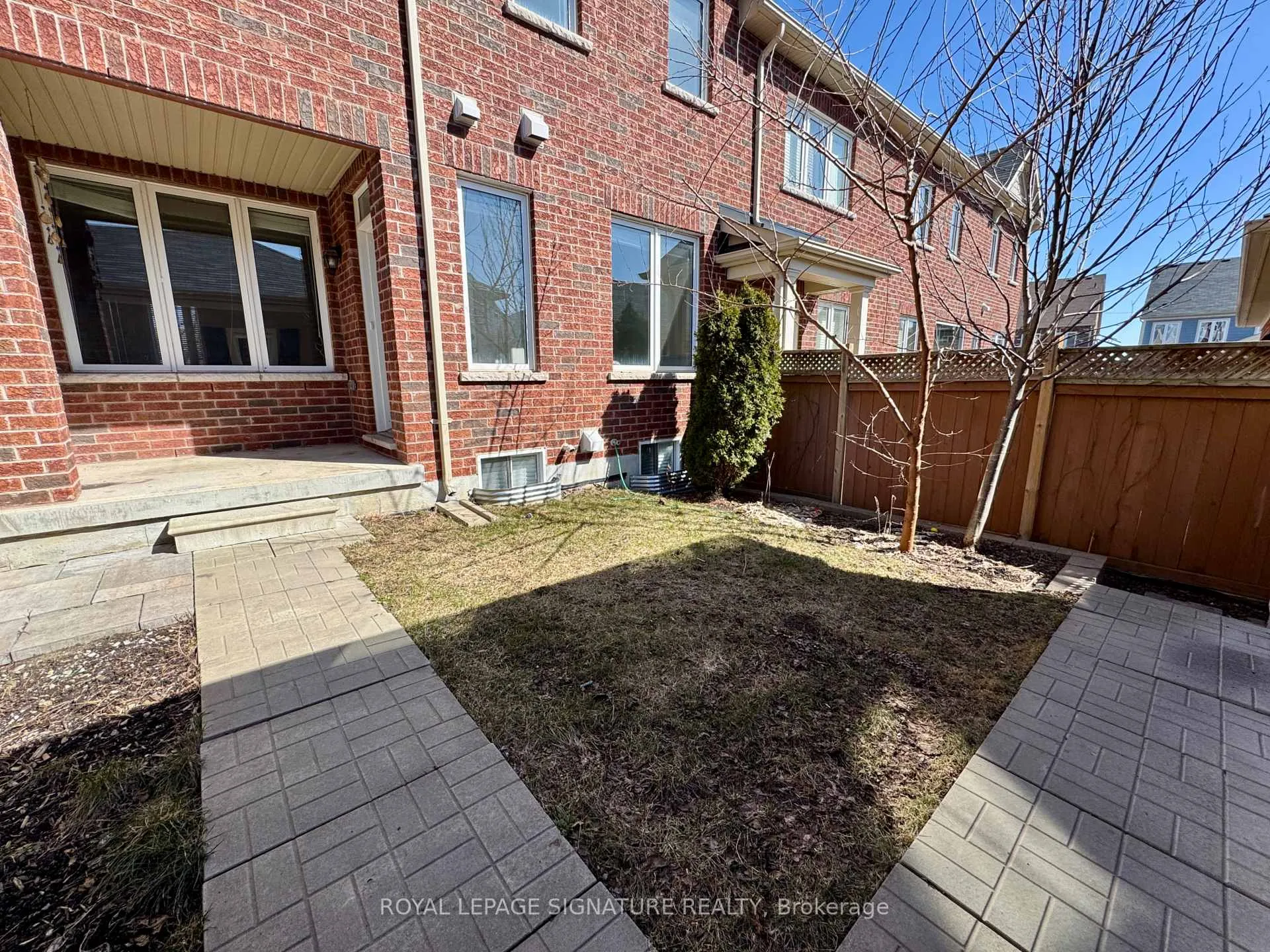 Photo 19 of 24 Diamond Jubilee Drive, Markham, Cornell — HOMEH