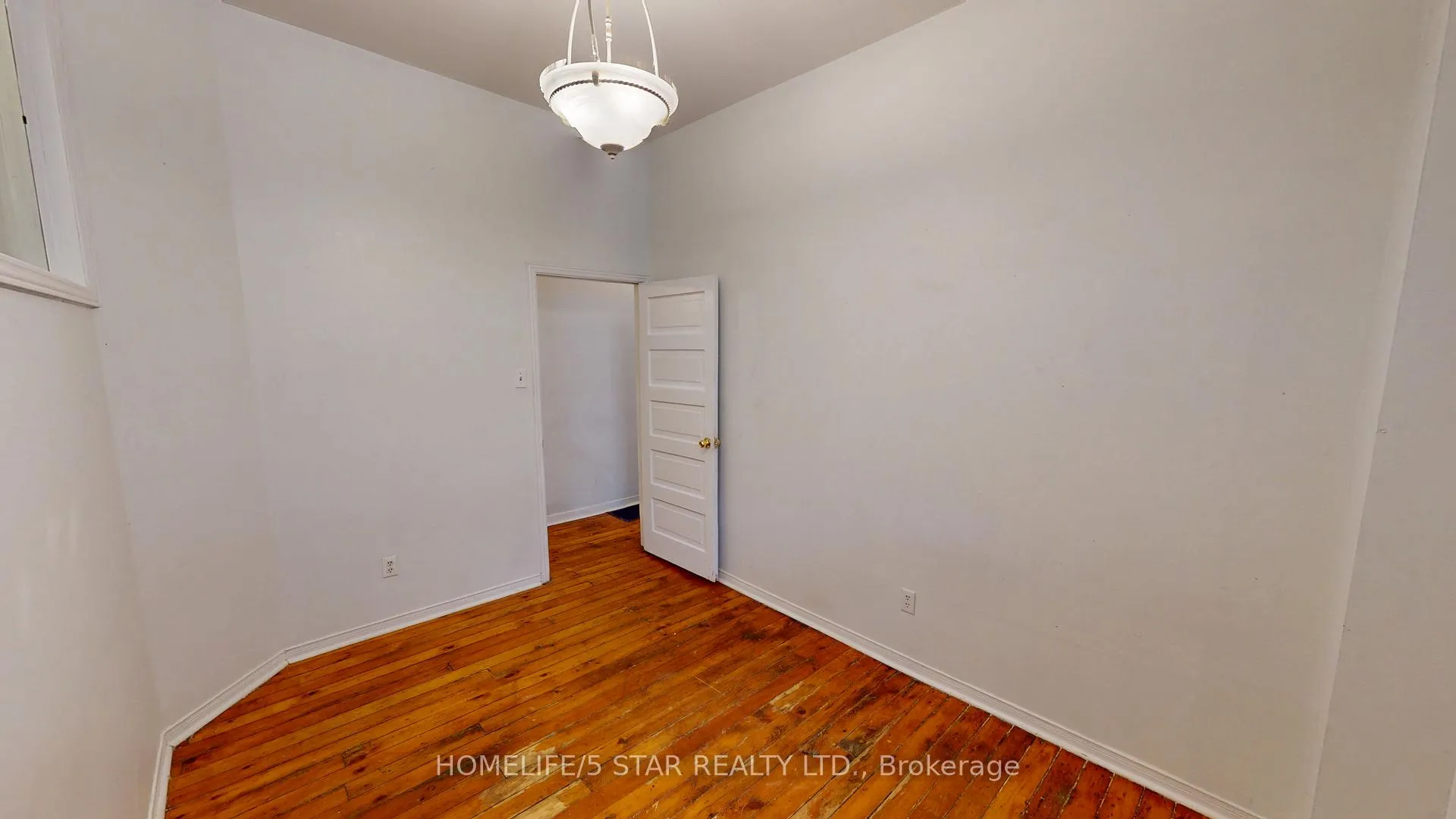 Photo 8 of Unit Apt 1, 2 Bridgman Avenue, Toronto, Casa Loma — HOMEH