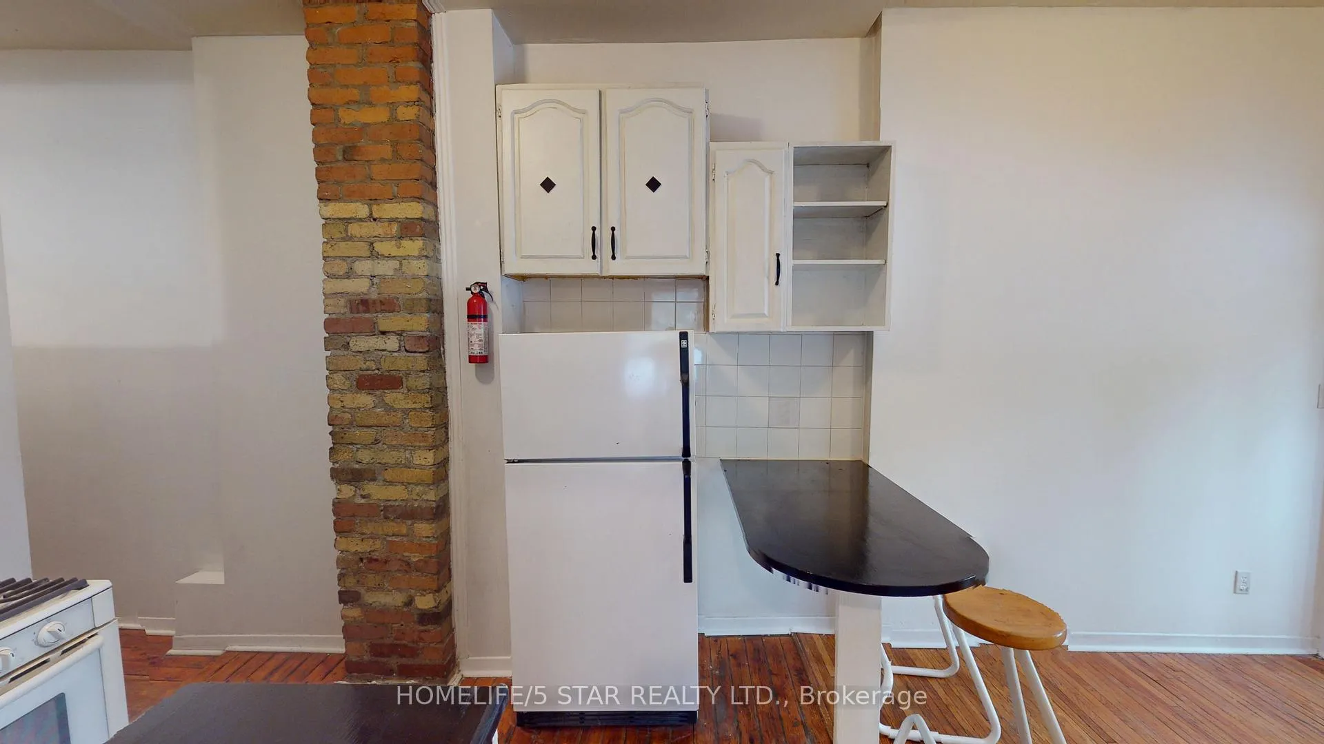 Photo 21 of Unit Apt 1, 2 Bridgman Avenue, Toronto, Casa Loma — HOMEH