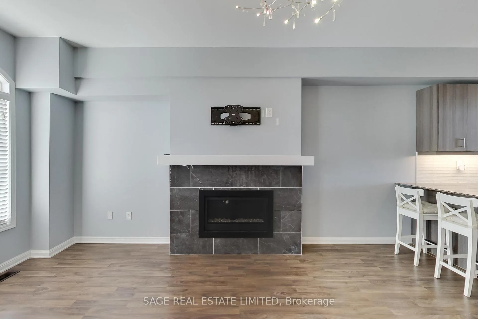 Photo 4 of 1417 Salem Road N, Ajax, Northeast Ajax — HOMEH