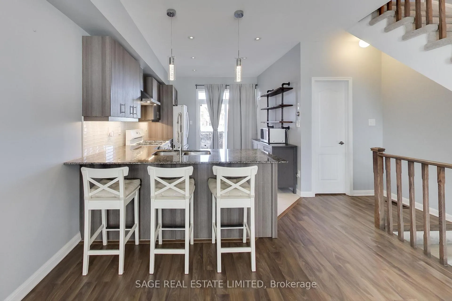 Photo 7 of 1417 Salem Road N, Ajax, Northeast Ajax — HOMEH