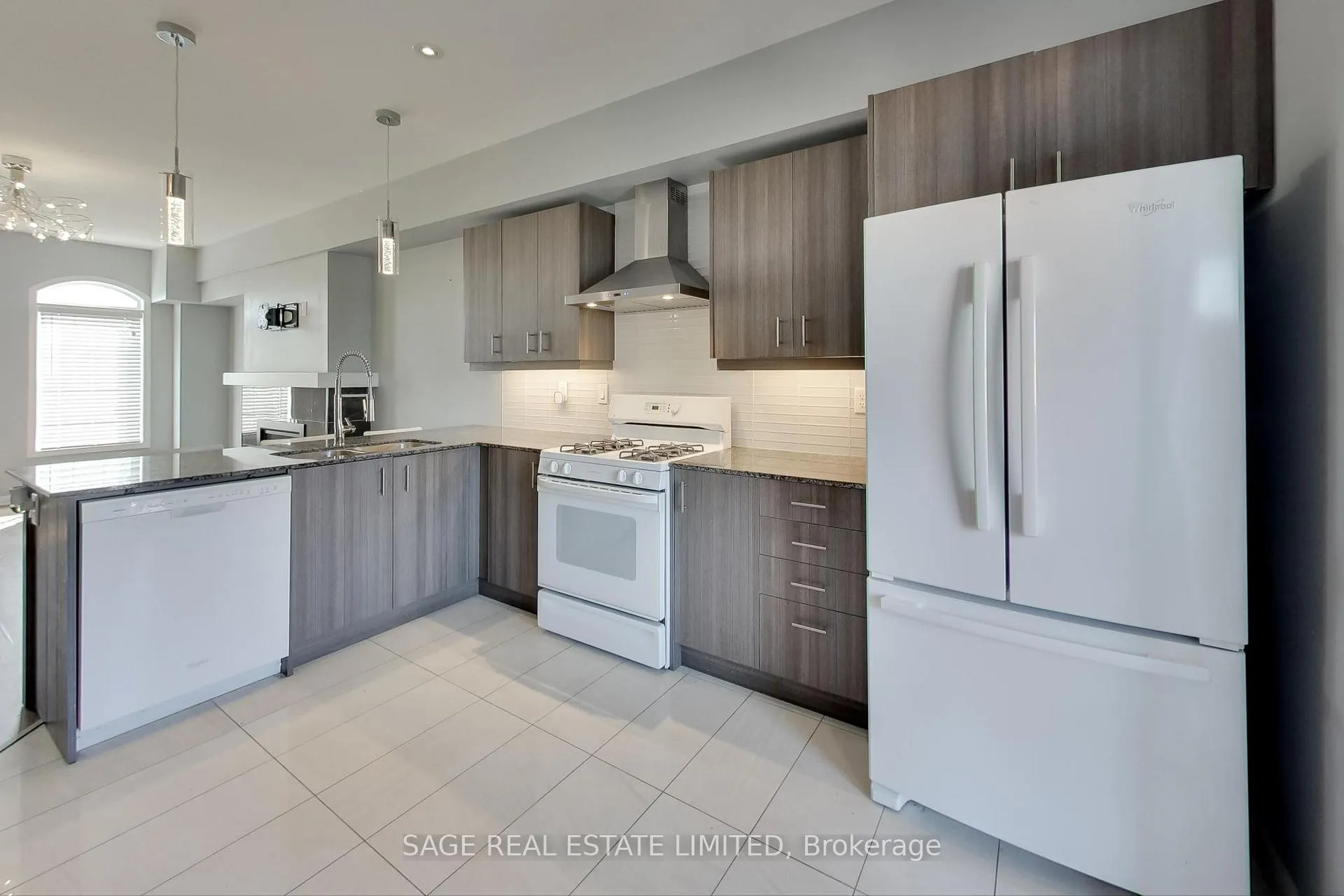 Photo 11 of 1417 Salem Road N, Ajax, Northeast Ajax — HOMEH