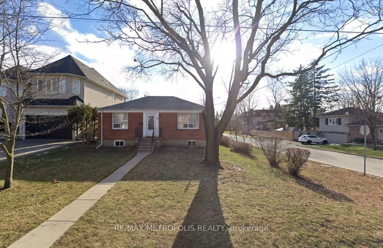 Front of 191 Burndale Avenue