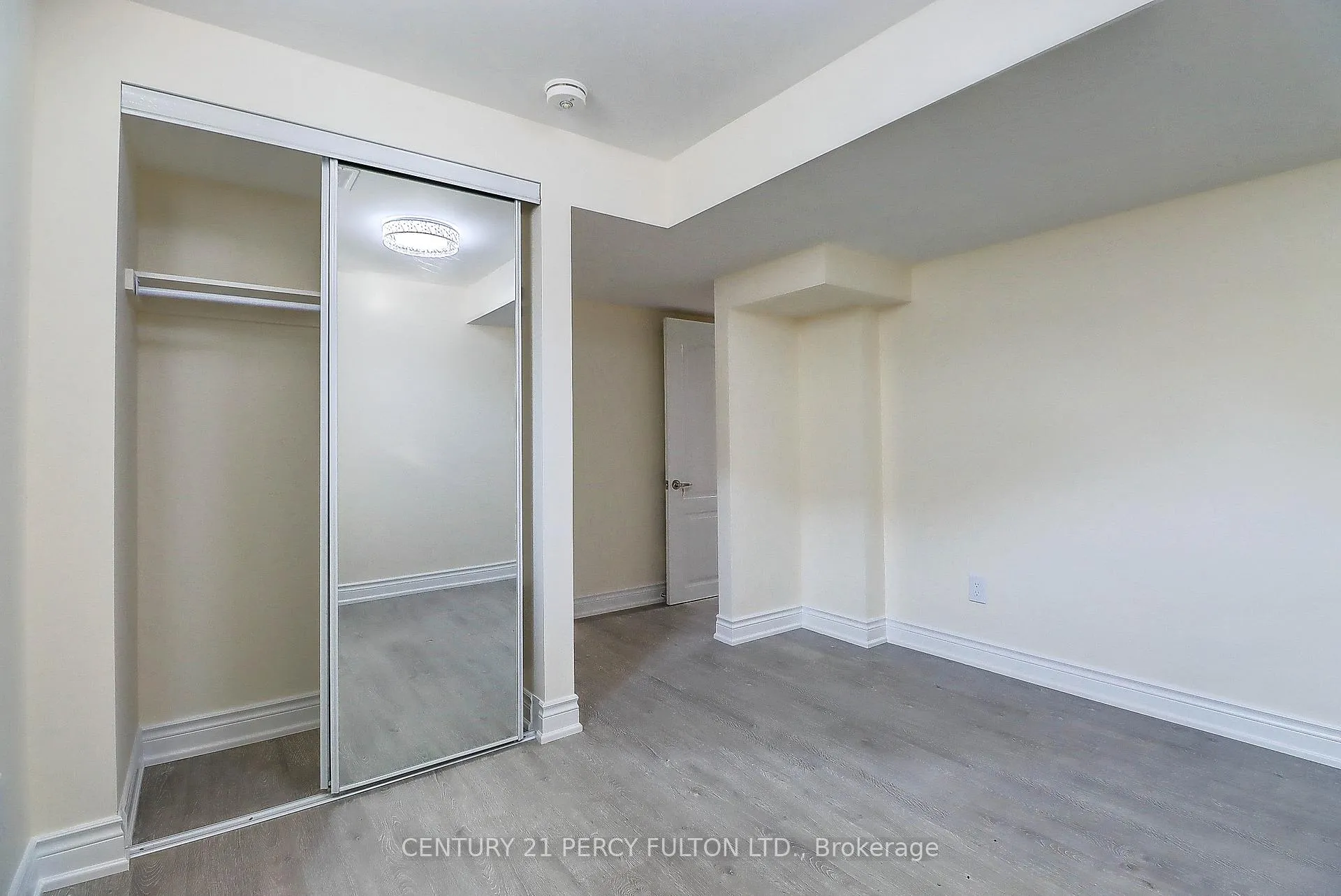 Photo 19 of Unit Bsmt, 18 Rosswell Drive, Clarington, Courtice — HOMEH