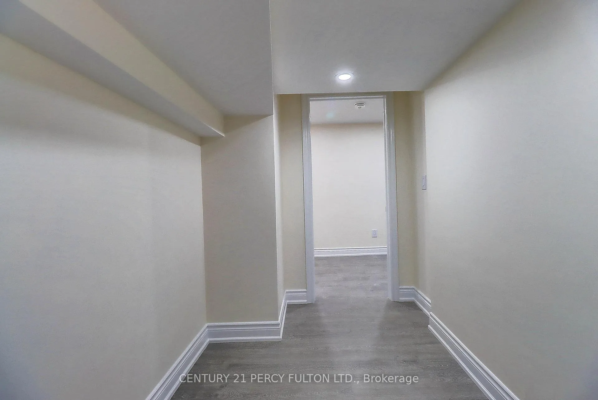 Photo 24 of Unit Bsmt, 18 Rosswell Drive, Clarington, Courtice — HOMEH
