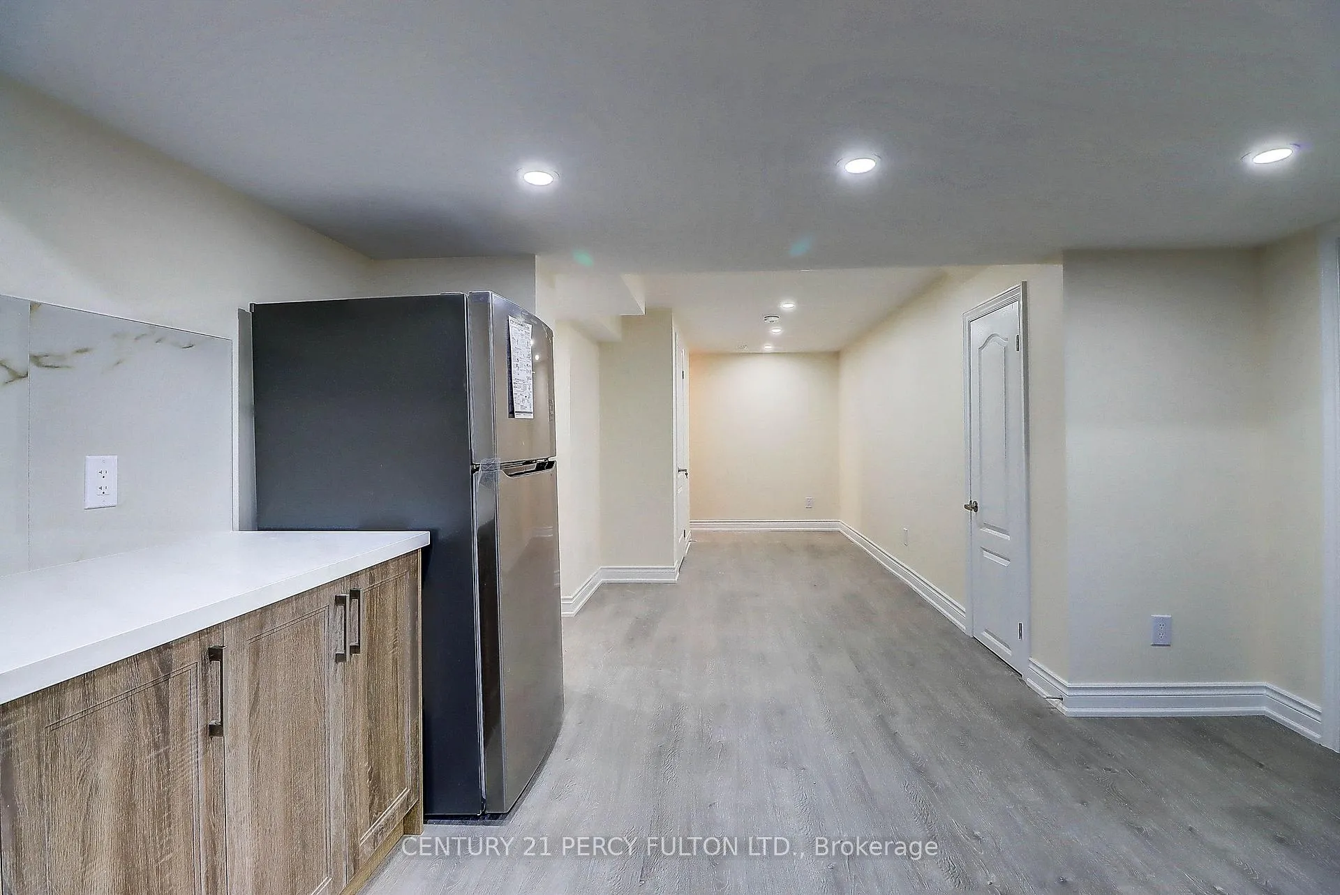 Photo 29 of Unit Bsmt, 18 Rosswell Drive, Clarington, Courtice — HOMEH