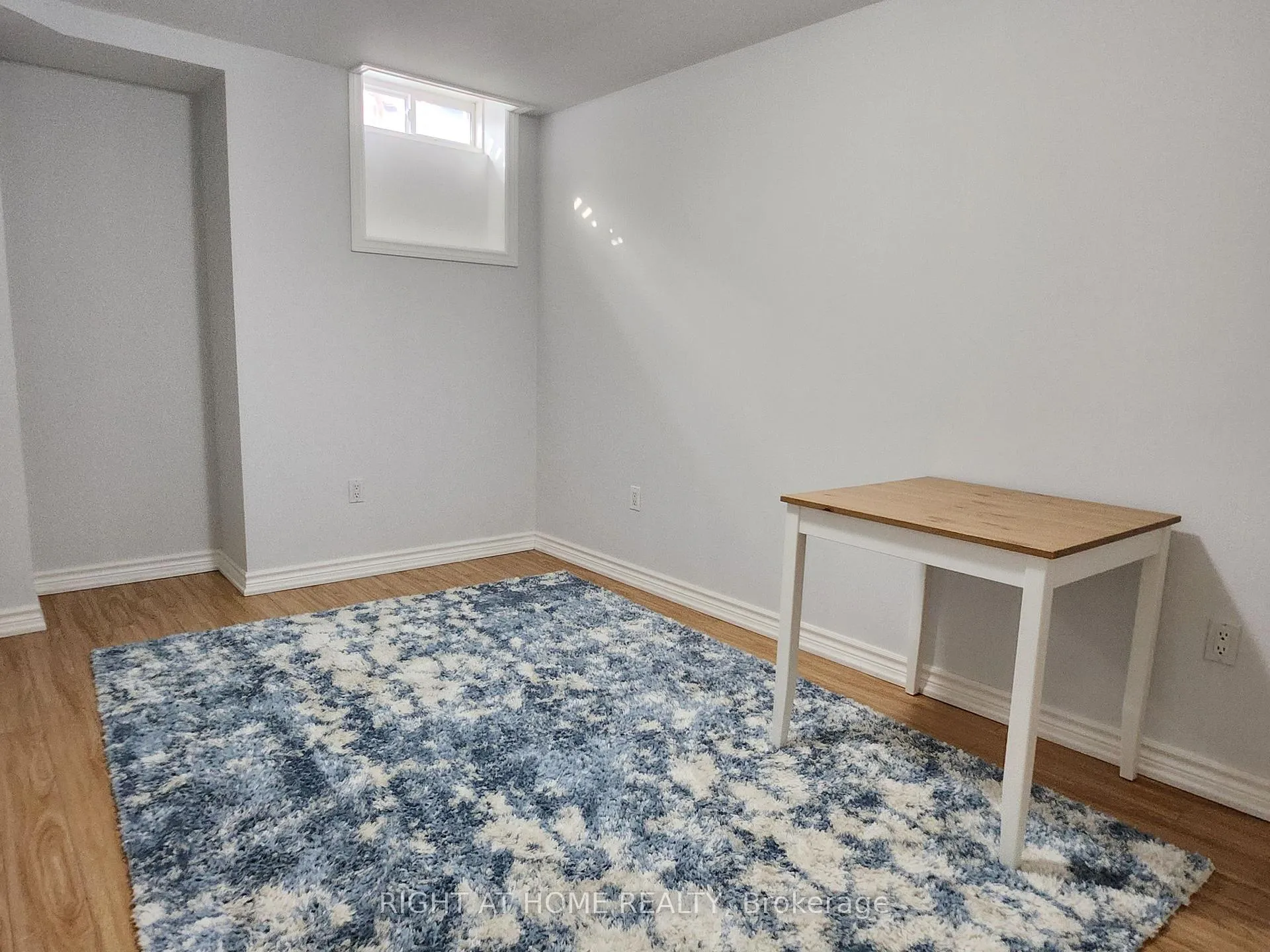 Photo 3 of 63 James Parrott Avenue, Markham, Wismer — HOMEH