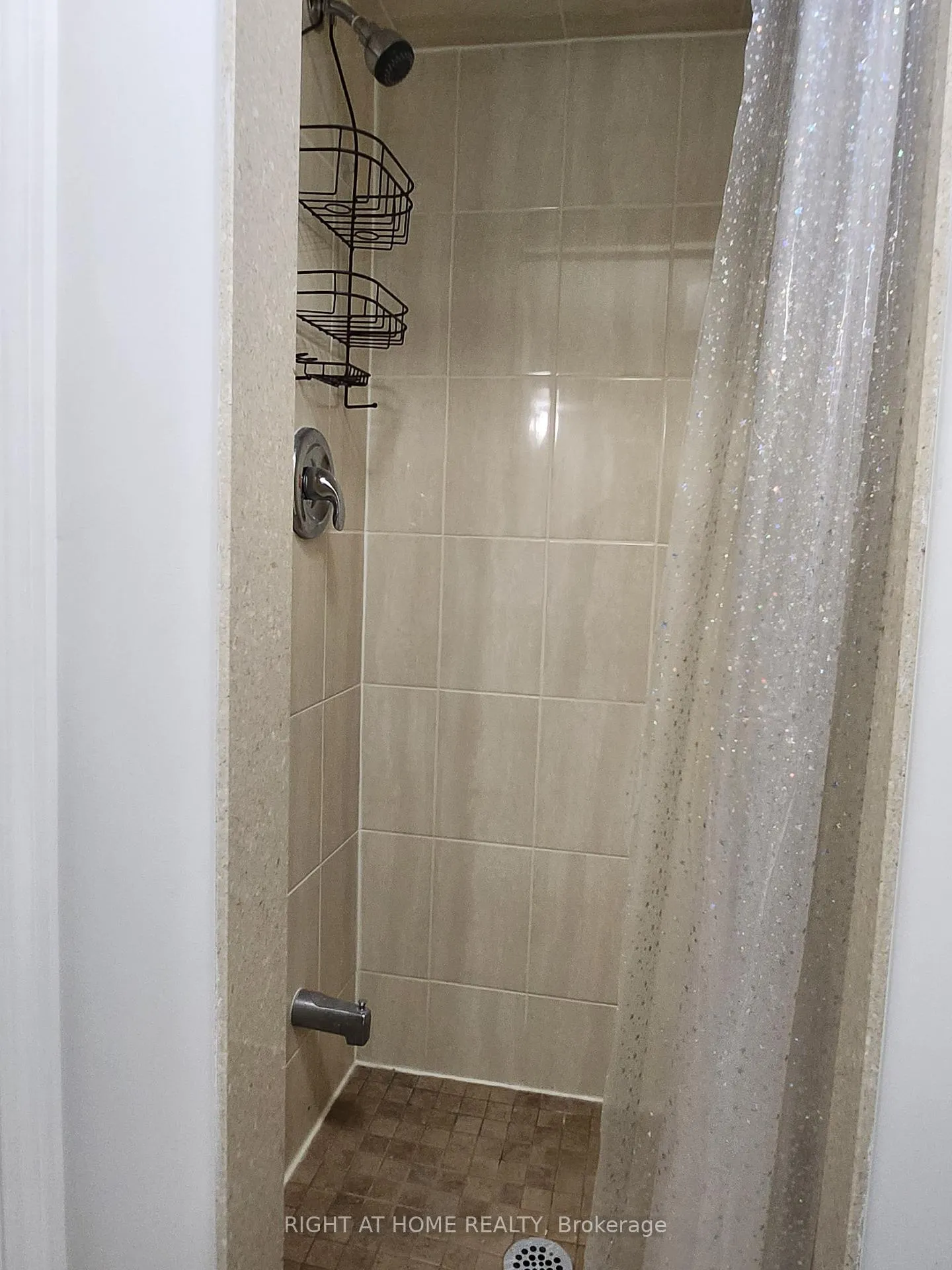 Photo 7 of 63 James Parrott Avenue, Markham, Wismer — HOMEH