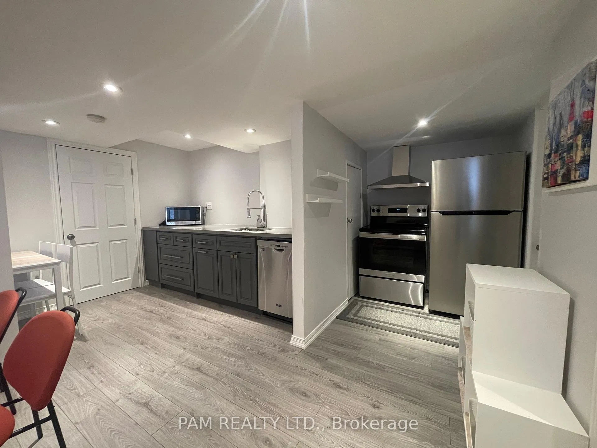 Photo 2 of Unit Basement, 23 Rockford Court, Vaughan, Crestwood-Springfarm-Yorkhill — HOMEH