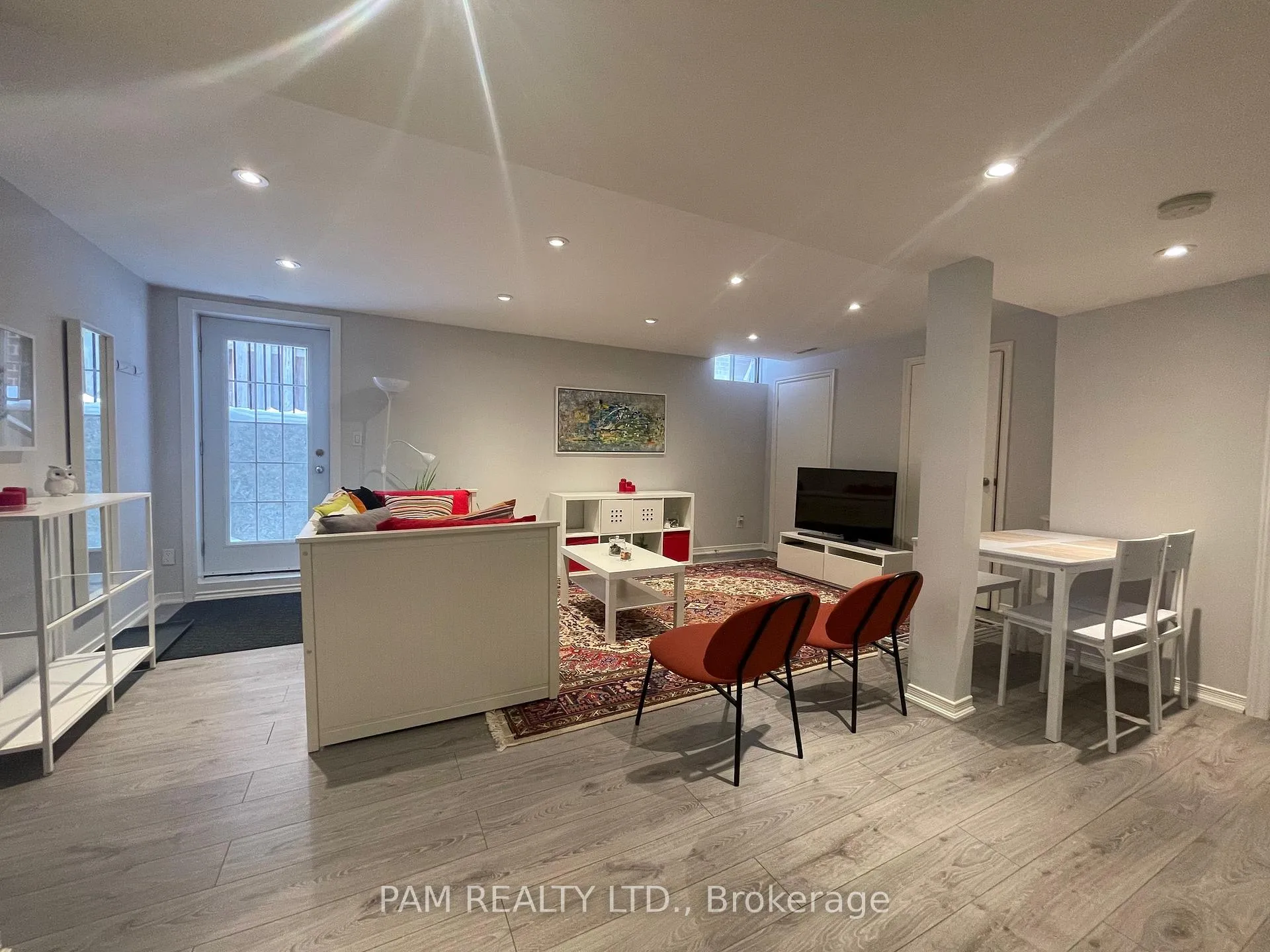 Photo 3 of Unit Basement, 23 Rockford Court, Vaughan, Crestwood-Springfarm-Yorkhill — HOMEH