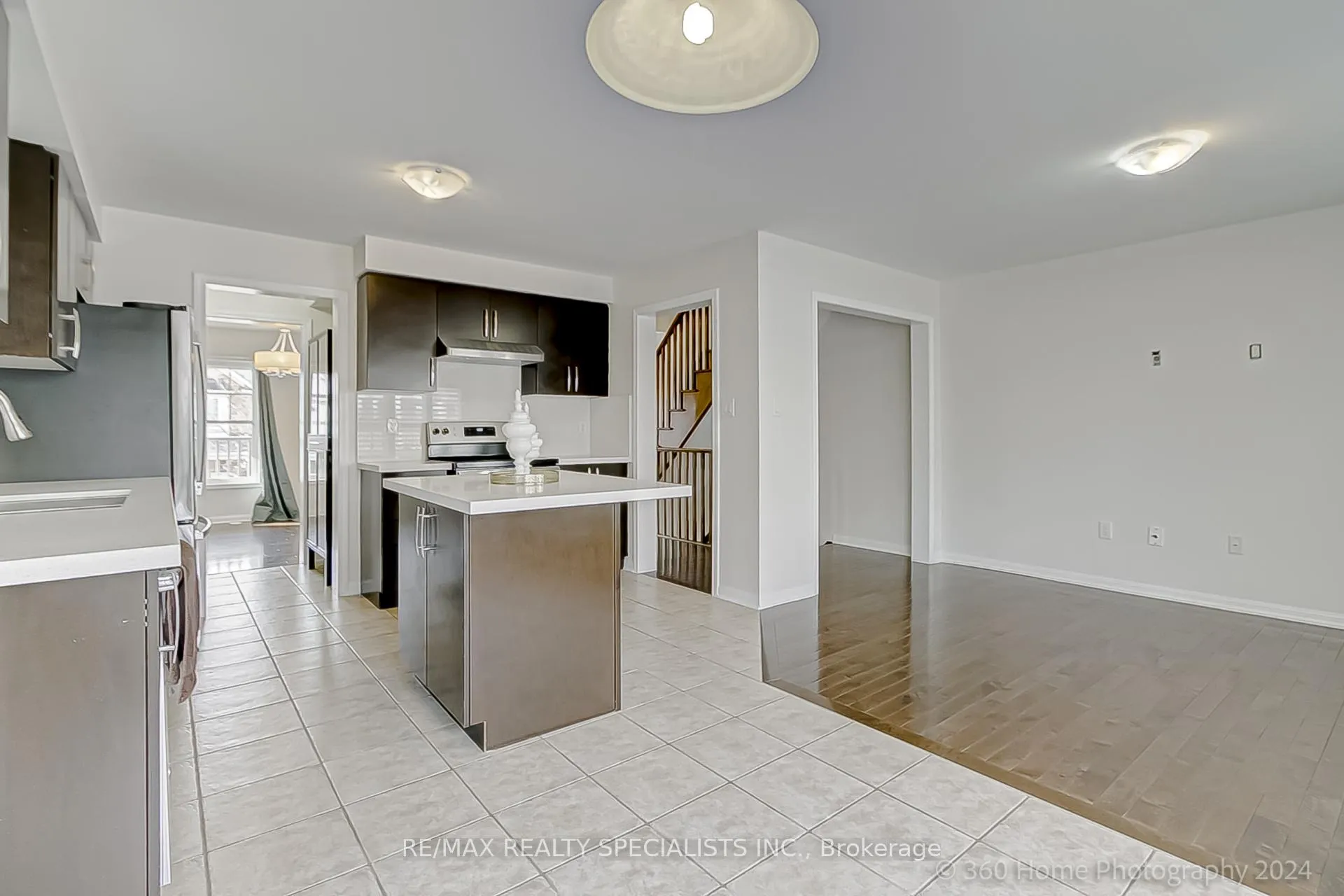 Photo 10 of 651 Cargill Path, Milton, Coates — HOMEH