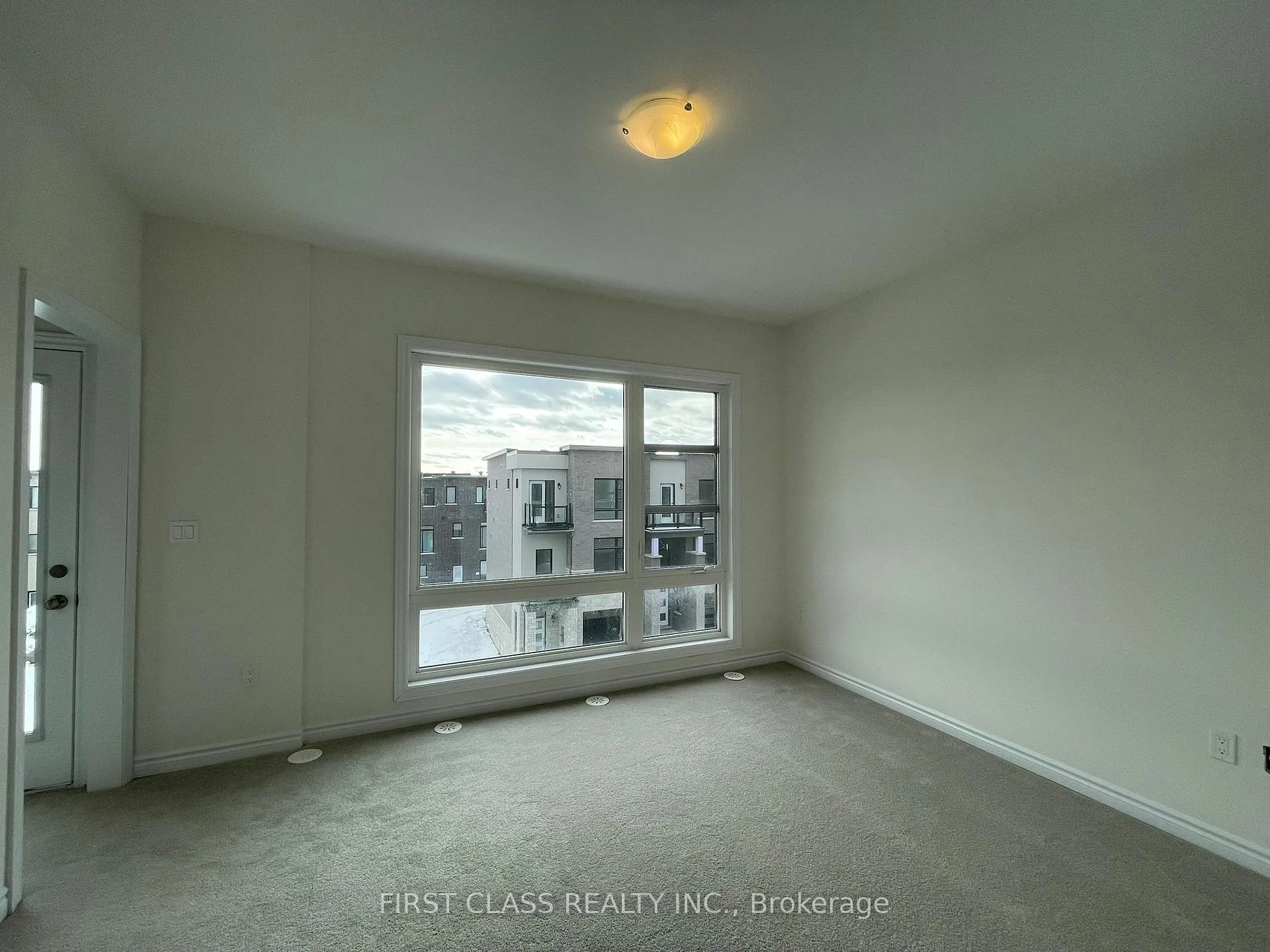 Photo 16 of 73 Paradox Street, Vaughan, Kleinburg — HOMEH