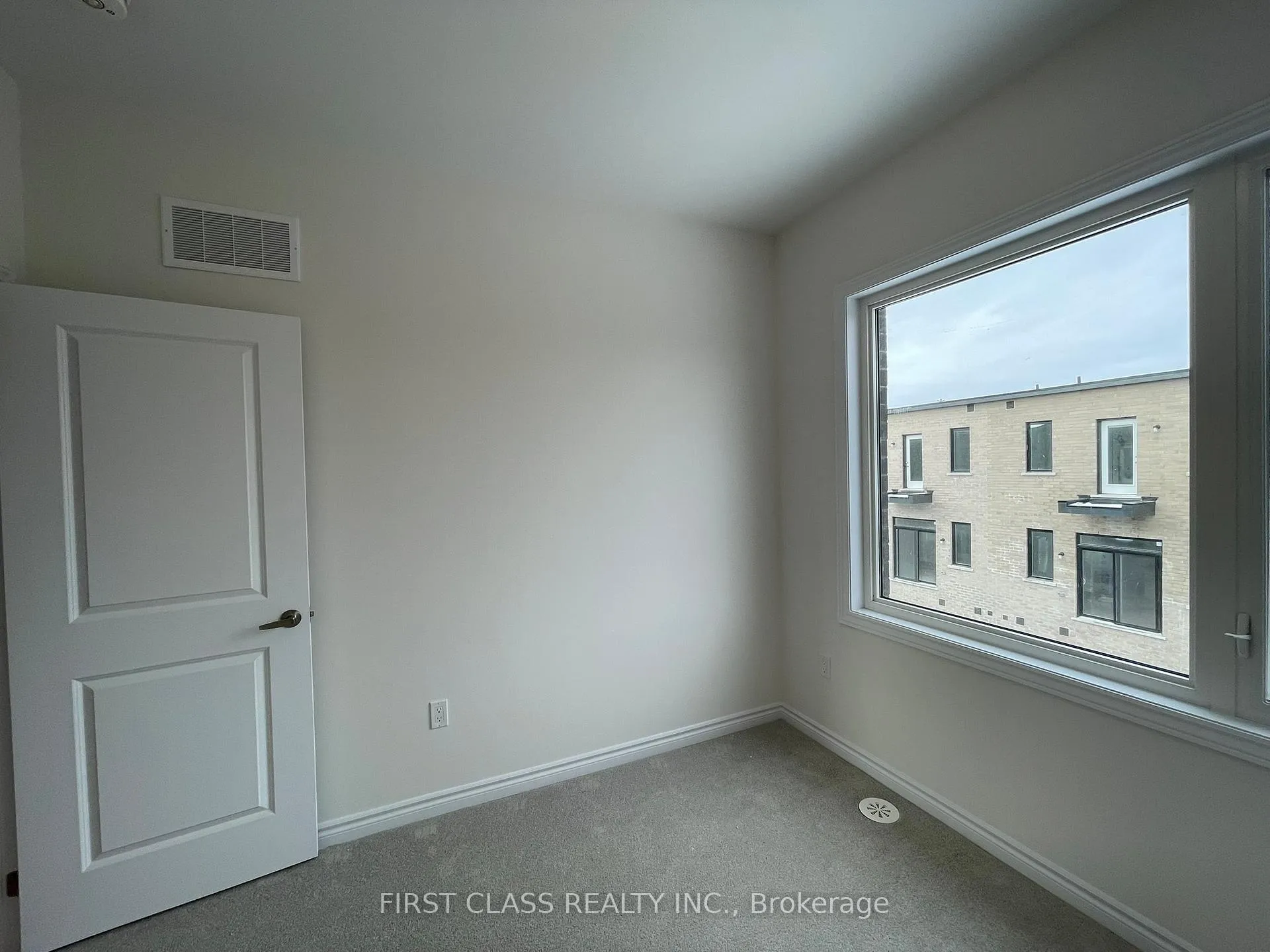 Photo 28 of 73 Paradox Street, Vaughan, Kleinburg — HOMEH